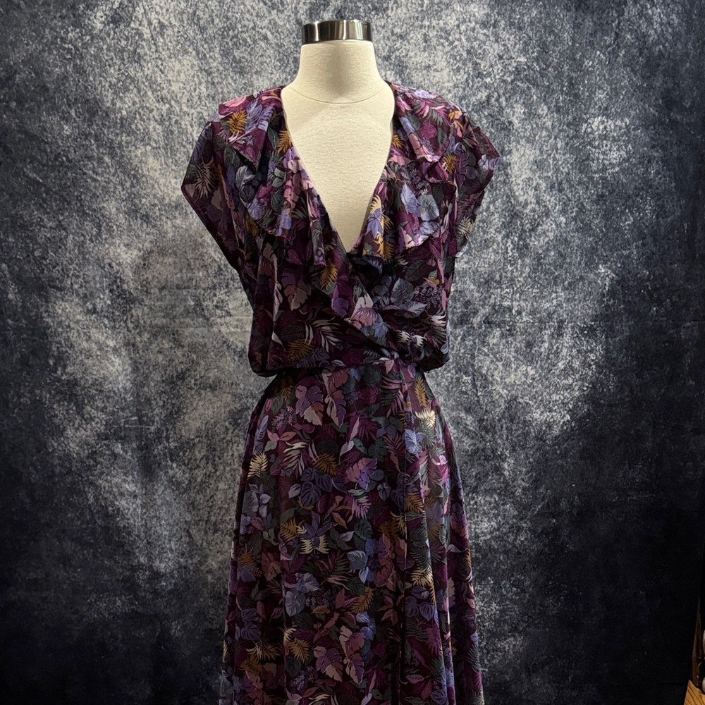 Vintage 70s Trolley Car purple botanical dress